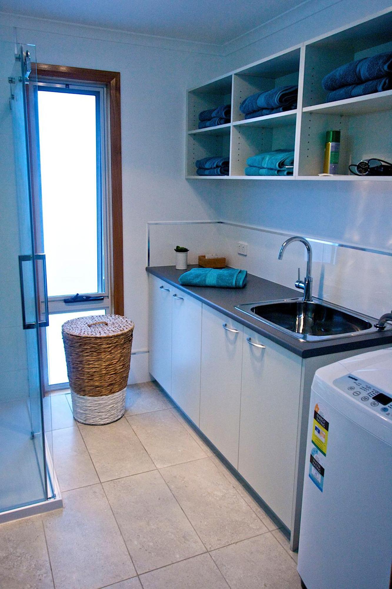 Penguin Beachfront Apartments Стая снимка